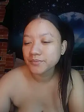 Snapshot of Urchanel chatting on 06/05/26, 10:26 Urchanel online show from 06/05/26, 10:26