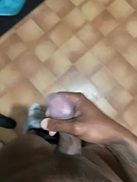 samuchoco21 online show from 05/17/26, 06:15