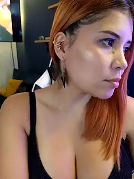 Snapshot of jnilu1227 chatting on 03/18/25, 04:59 jnilu1227 online show from 03/18/25, 04:59