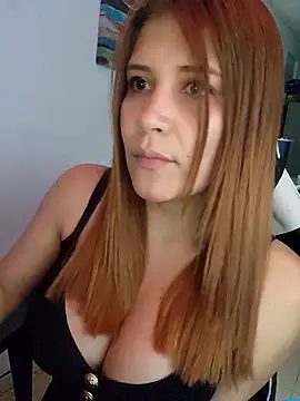 Snapshot of jnilu1227 chatting on 09/29/25, 04:45 jnilu1227 online show from 09/29/25, 04:45