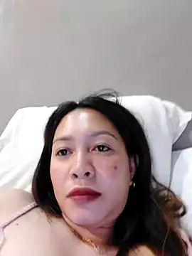 MissKitty31 online show from 10/04/25, 05:05