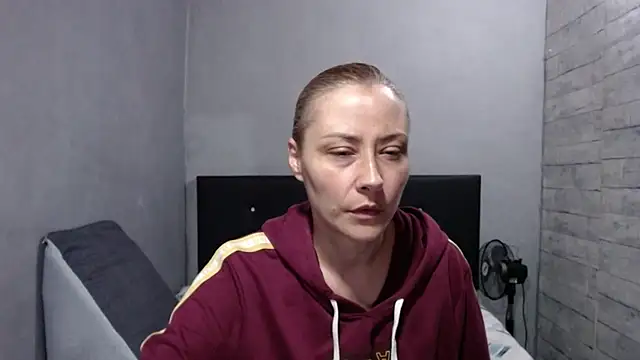 cataanderson  online show from 04/07/26, 10:48