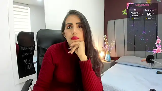 moxa hot online show from 11/18/25, 03:38