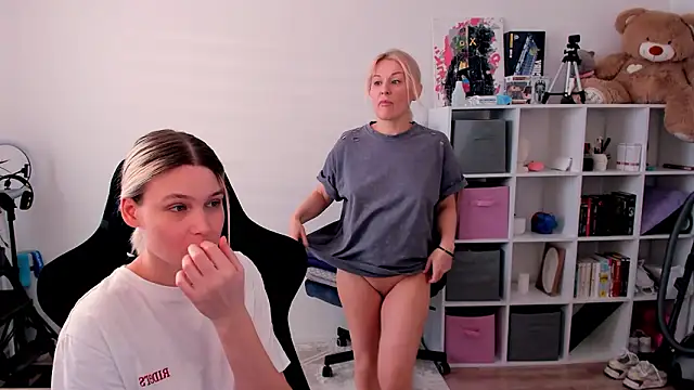 hotblonds online show from 02/01/26, 12:37