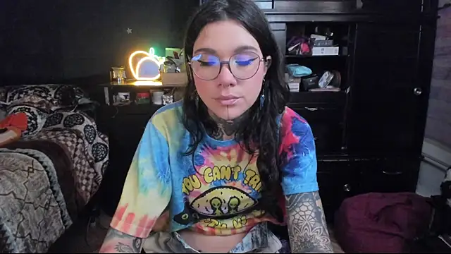 Lilmarieee online show from 01/10/25, 10:25