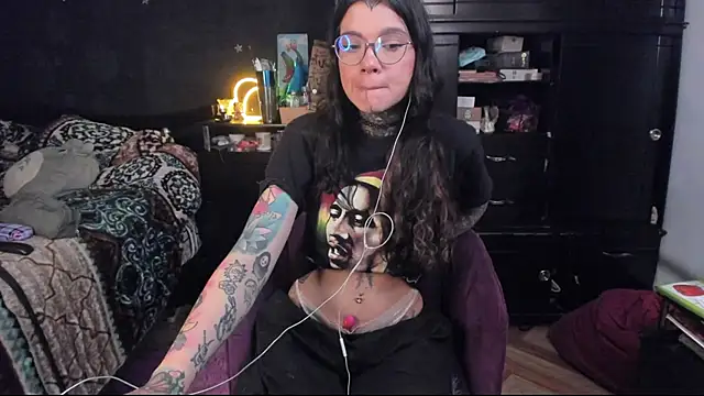 Lilmarieee online show from 03/07/25, 01:09