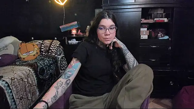 Lilmarieee online show from 03/19/25, 10:09