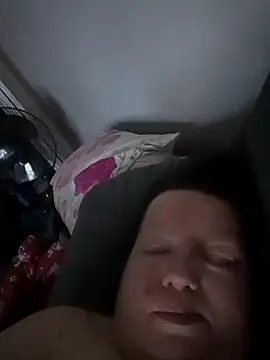 sub1981 online show from 12/14/25, 02:44