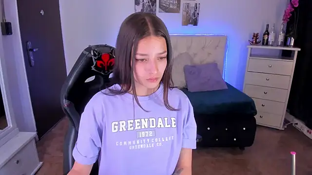 Snapshot of Amaia_Daniells chatting on 01/15/25, 02:49 Amaia Daniells online show from 01/15/25, 02:49