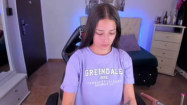 Snapshot of Amaia_Daniells chatting on 01/15/25, 06:01 Amaia Daniells online show from 01/15/25, 06:01