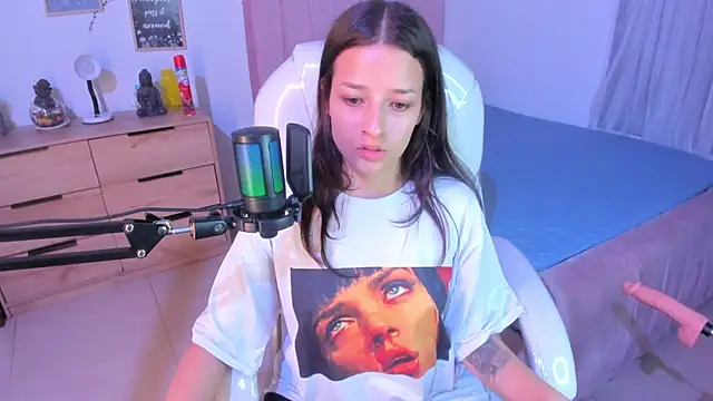 Snapshot of Amaia_Daniells chatting on 02/05/25, 03:45 Amaia Daniells online show from 02/05/25, 03:45