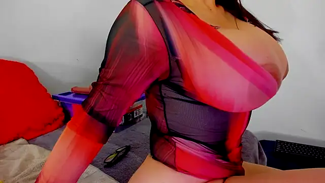 Snapshot of Conny_hot3 chatting on 09/25/25, 09:02 Conny hot3 online show from 09/25/25, 09:02