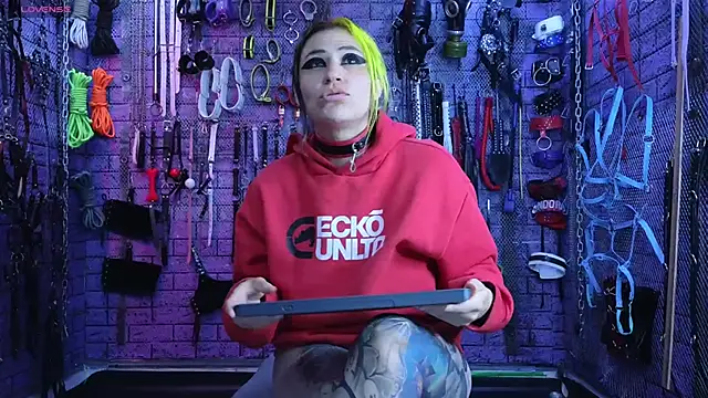 PANDORANEZZ online show from 02/26/25, 02:48