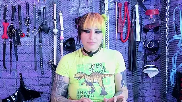 Snapshot of PANDORANEZZ chatting on 04/26/26, 06:05 PANDORANEZZ online show from 04/26/26, 06:05