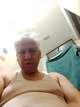 Momlover2022 online show from 04/09/26, 06:46