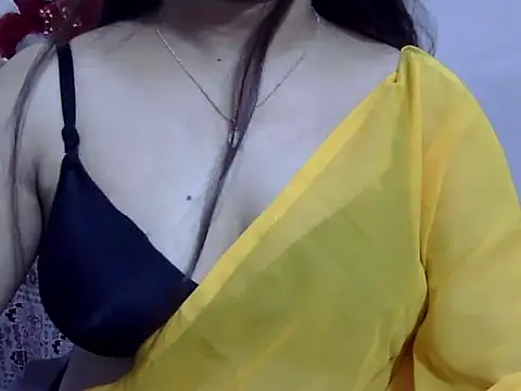 Snapshot of mahira_999 chatting on 03/19/25, 03:20 mahira 999 online show from 03/19/25, 03:20