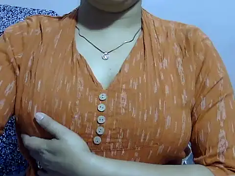 mahira 999 online show from 02/28/26, 04:35