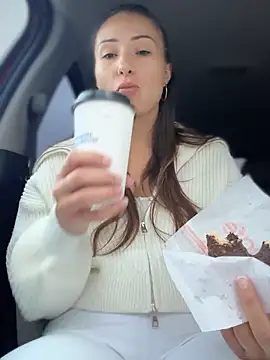 Snapshot of YOUR-KARINA chatting on 01/22/25, 02:48 YOUR-KARINA online show from 01/22/25, 02:48