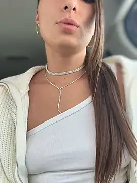 Snapshot of YOUR-KARINA chatting on 02/09/25, 07:49 YOUR-KARINA online show from 02/09/25, 07:49