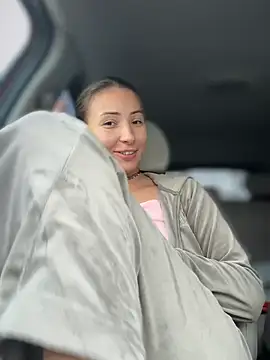 Snapshot of YOUR-KARINA chatting on 03/05/25, 07:16 YOUR-KARINA online show from 03/05/25, 07:16