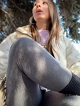 YOUR-KARINA online show from 02/19/26, 05:25