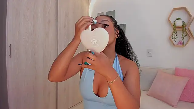 mariam hill online show from 03/28/26, 01:33