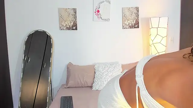 SarahCinnamon- online show from 03/02/26, 08:15