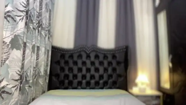 Miss Deliciousness online show from 12/20/25, 04:03