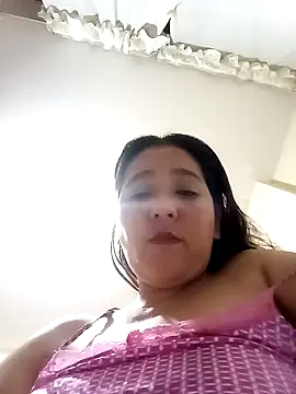 Snapshot of Gatubela212 chatting on 01/09/25, 04:19 Gatubela212 online show from 01/09/25, 04:19