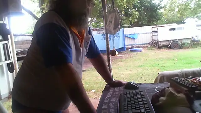 Snapshot of herbie010666 chatting on 05/11/26, 02:50 herbie010666 online show from 05/11/26, 02:50