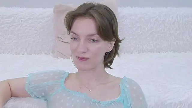 Beauty Alex online show from 02/18/26, 02:51