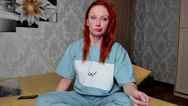 Snapshot of BrightBurst chatting on 01/05/25, 07:49 BrightBurst online show from 01/05/25, 07:49