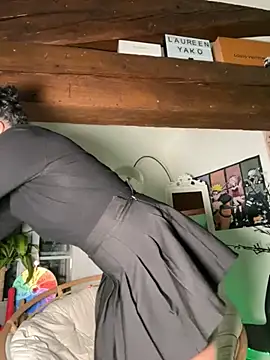 Lauyako online show from 10/14/25, 02:40