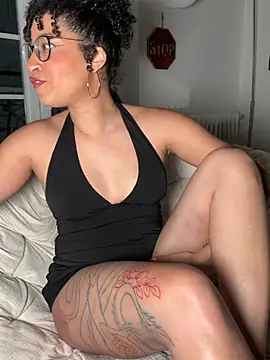 Lauyako online show from 03/21/26, 06:00