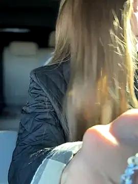 lunagirl13 online show from 11/25/25, 06:19