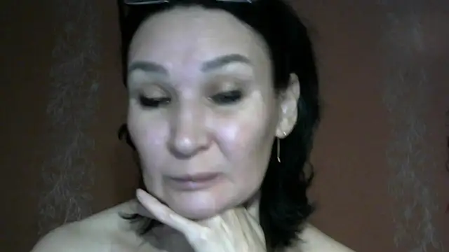 PrettyAndWild online show from 11/09/25, 03:10