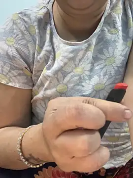 Preet Kaur 69 online show from 11/28/25, 05:59