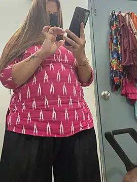 Snapshot of Preet_Kaur_69 chatting on 07/05/26, 06:15 Preet Kaur 69 online show from 07/05/26, 06:15