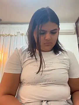 Lia sexx online show from 04/19/26, 01:10