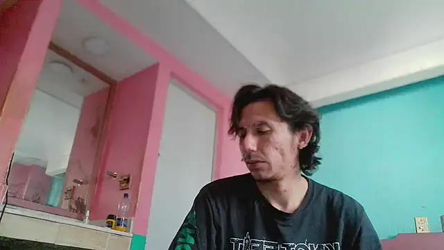 Latinopervs online show from 04/17/26, 10:24