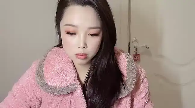 Snapshot of kk_lele chatting on 01/25/25, 08:31 kk lele online show from 01/25/25, 08:31