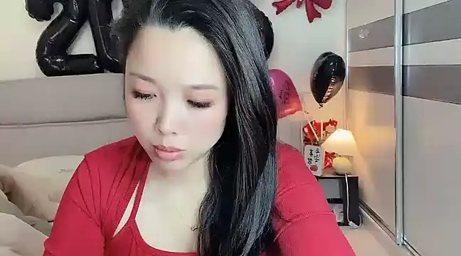 Snapshot of kk_lele chatting on 02/18/25, 04:37 kk lele online show from 02/18/25, 04:37