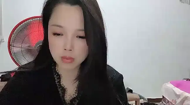 Snapshot of kk_lele chatting on 02/19/25, 02:23 kk lele online show from 02/19/25, 02:23