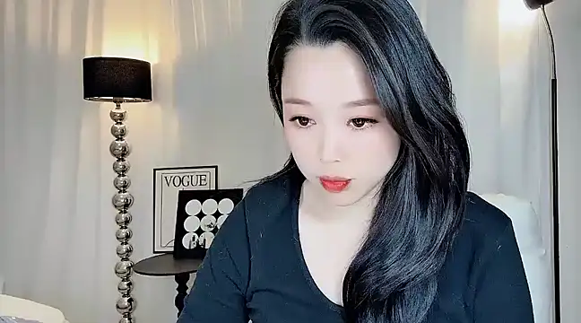 Snapshot of kk_lele chatting on 03/19/25, 02:35 kk lele online show from 03/19/25, 02:35