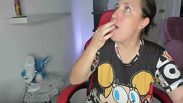 Snapshot of valery_adams1 chatting on 02/06/25, 03:37 valery adams1 online show from 02/06/25, 03:37