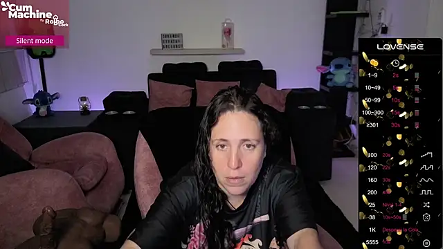 Snapshot of valery_adams1 chatting on 09/21/25, 05:31 valery adams1 online show from 09/21/25, 05:31