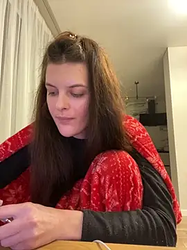 little belucci online show from 12/16/24, 03:43