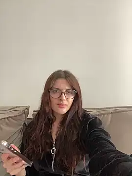 little belucci online show from 01/18/25, 12:47