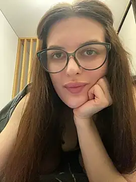 little belucci online show from 01/28/25, 07:21