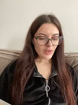 little belucci online show from 01/29/25, 09:01